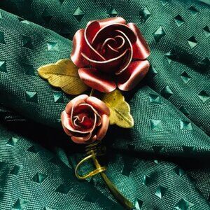 Vintage Gold Floral Two Toned Brooch